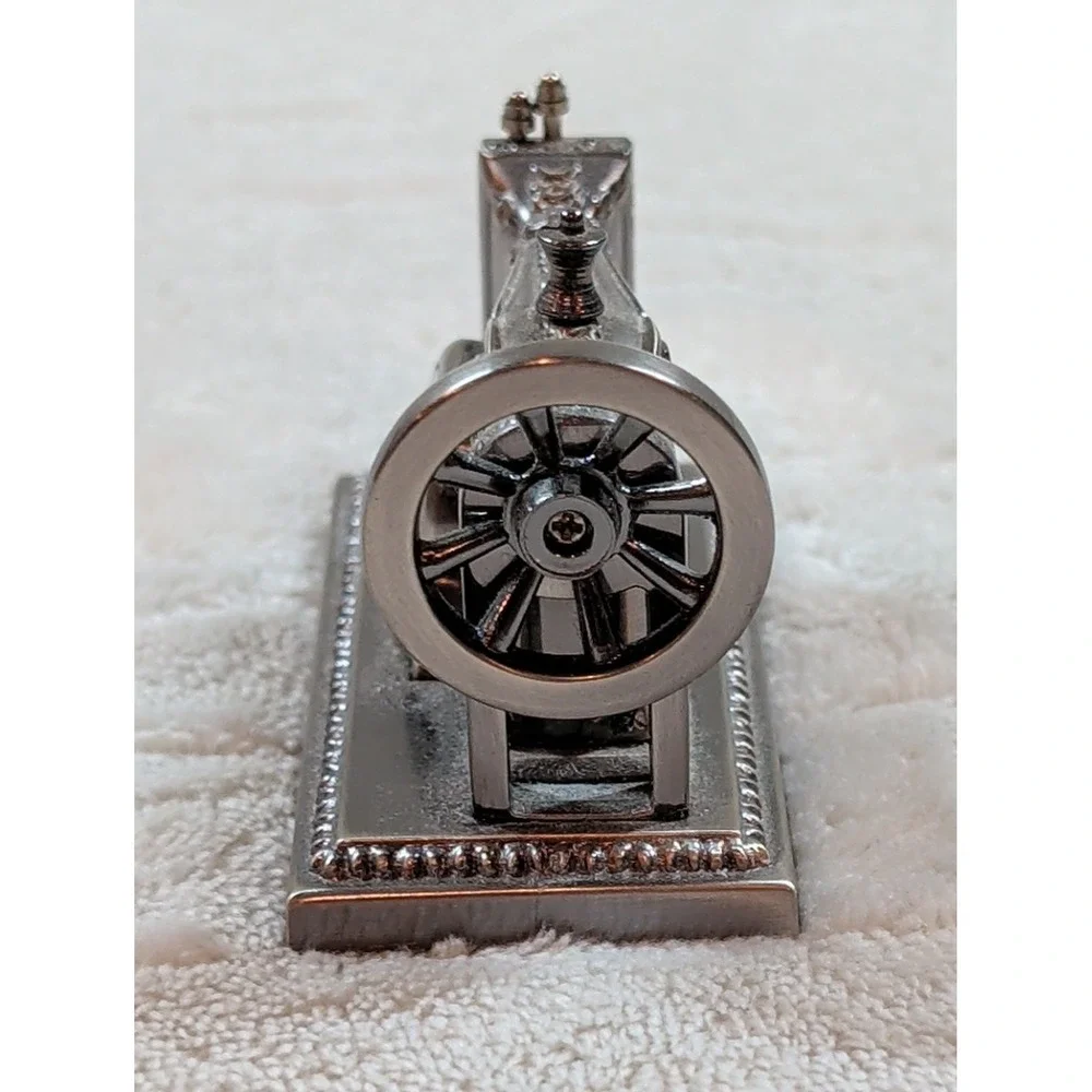 Martha Pullen Vintage Style Sewing Machine Clock Miniature Collectible